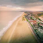 In With Stunning Sea Views 아파트