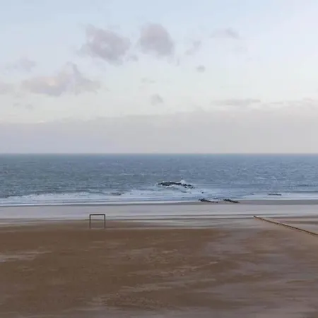 In With Stunning Sea Views 克诺克－海斯特