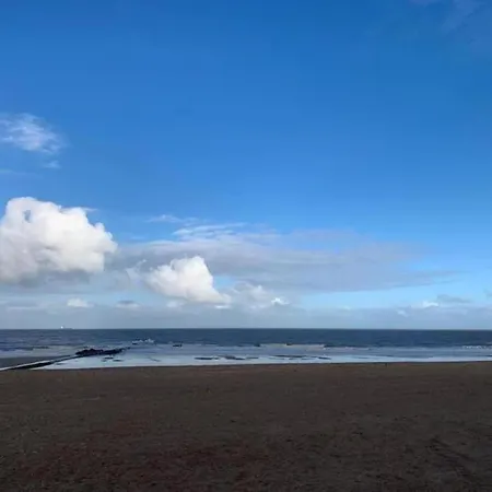 In With Stunning Sea Views