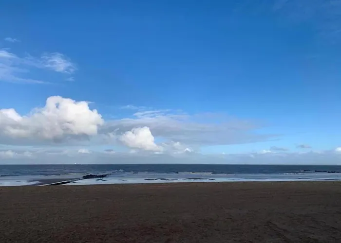 In With Stunning Sea Views