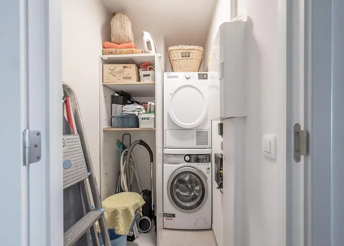 In With Stunning Sea Views